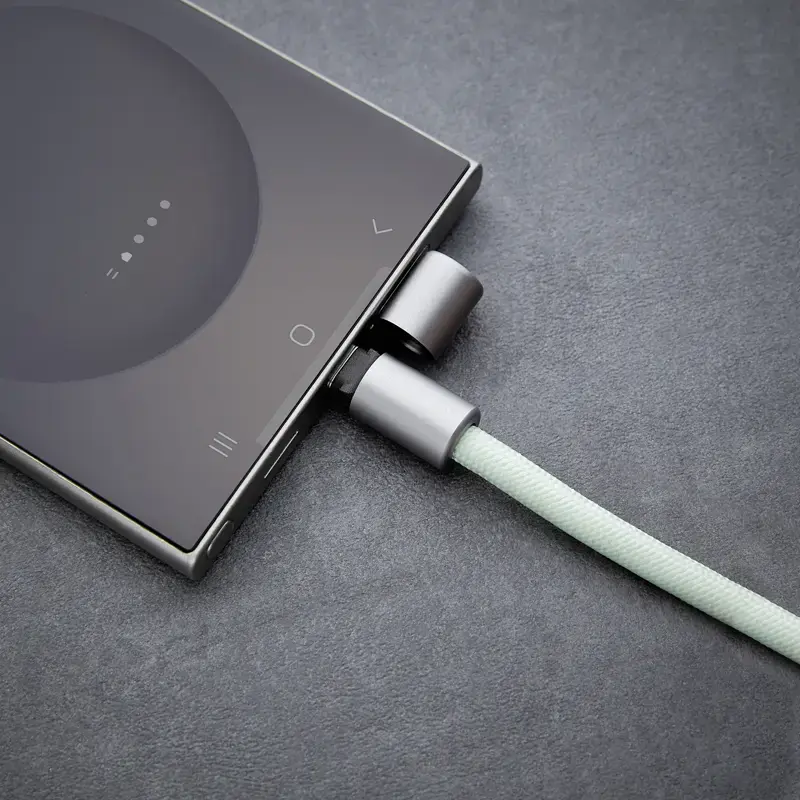 Intenso USB-C įkrovimo dirželis, telefono kaklo kabelis, 60 W greitas įkrovimas, reguliuojamas ilgis, 1,65 m, nailonas, žalias