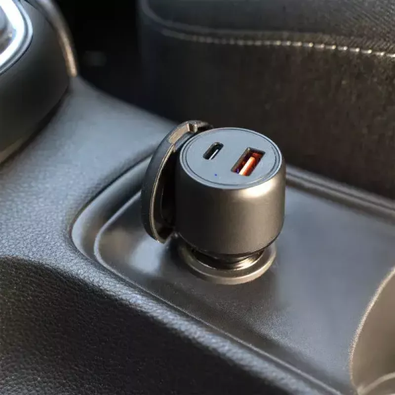 Automobilinis kroviklis 4smarts VoltRoad Ultimate nešiojamam kompiuteriui išmaniajam telefonui planšetei greitas įkrovimas