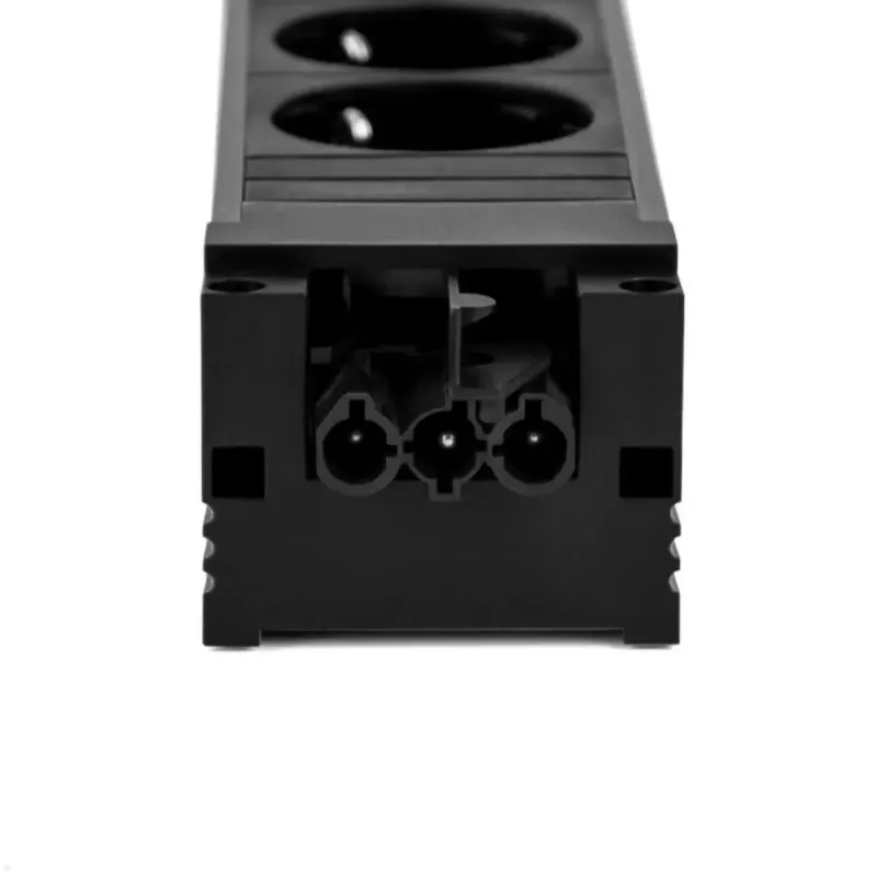Bachmann STEP BASE 6x maitinimo juosta GST18 6 kintamosios srovės lizdai 250V 16A