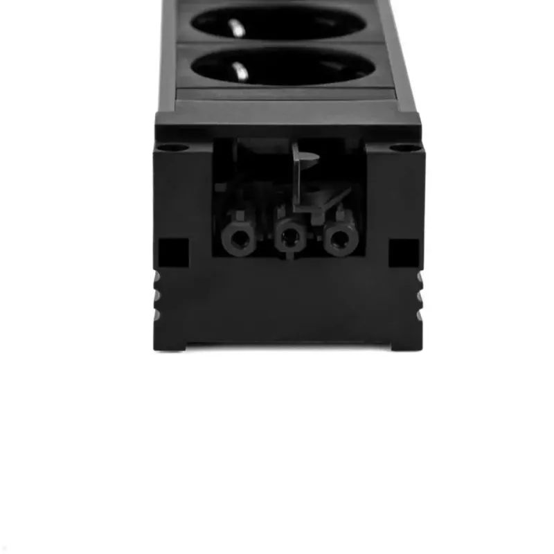 Bachmann STEP BASE 6x maitinimo juosta GST18 6 kintamosios srovės lizdai 250V 16A