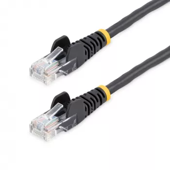 StarTech.com Cat5e komutacinis kabelis su nesukibtančiomis RJ45 jungtimis – 5 m, juodas