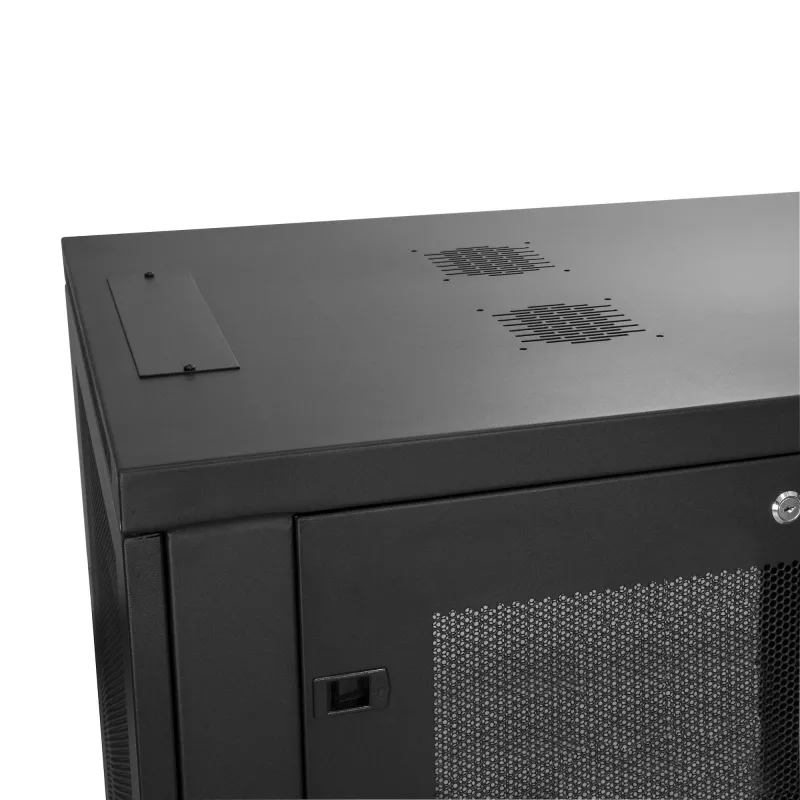 “StarTech.com” 4 stulpų 24U serverių spinta, rakinama 19 colių duomenų spinta kompiuterinei / AV / IT įrangai, biuro / namų tinklo spinta su ratukais ir reguliuojamais tvirtinimo bėgiais