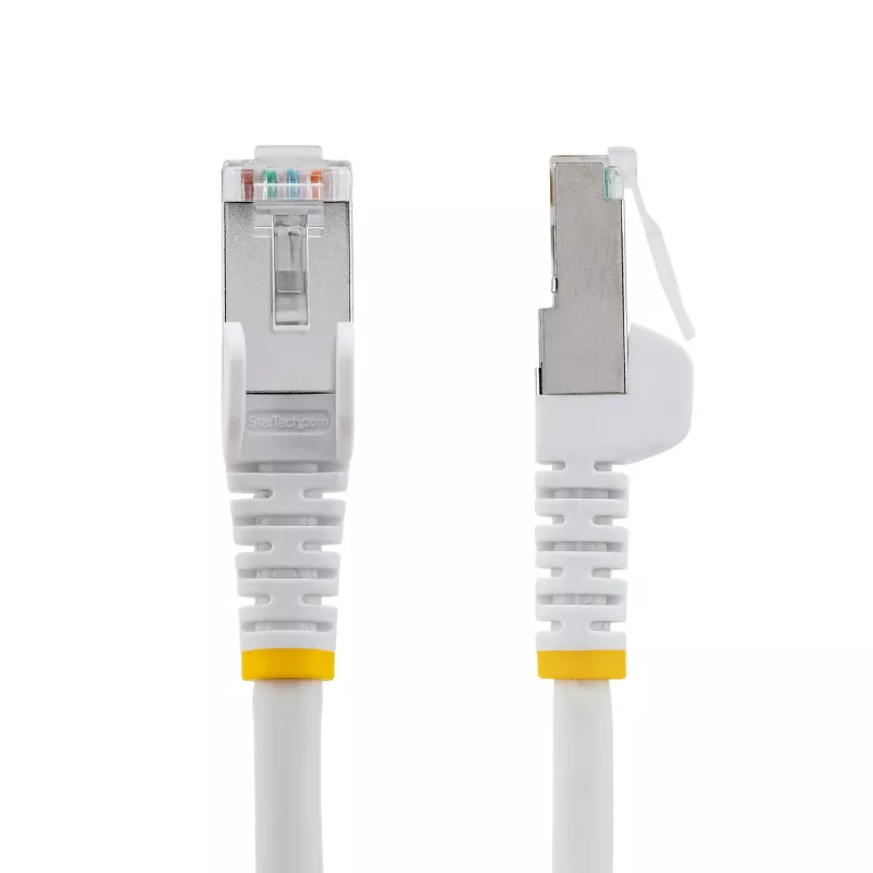 StarTech.com 5 m CAT6a eterneto kabelis - baltas - mažai dūmų, be halogenų (LSZH) - 10GbE 500MHz 100W PoE++ nesikabinanti RJ-45 su įtempimo sumažinimais S/FTP tinklo komutacinis kabelis