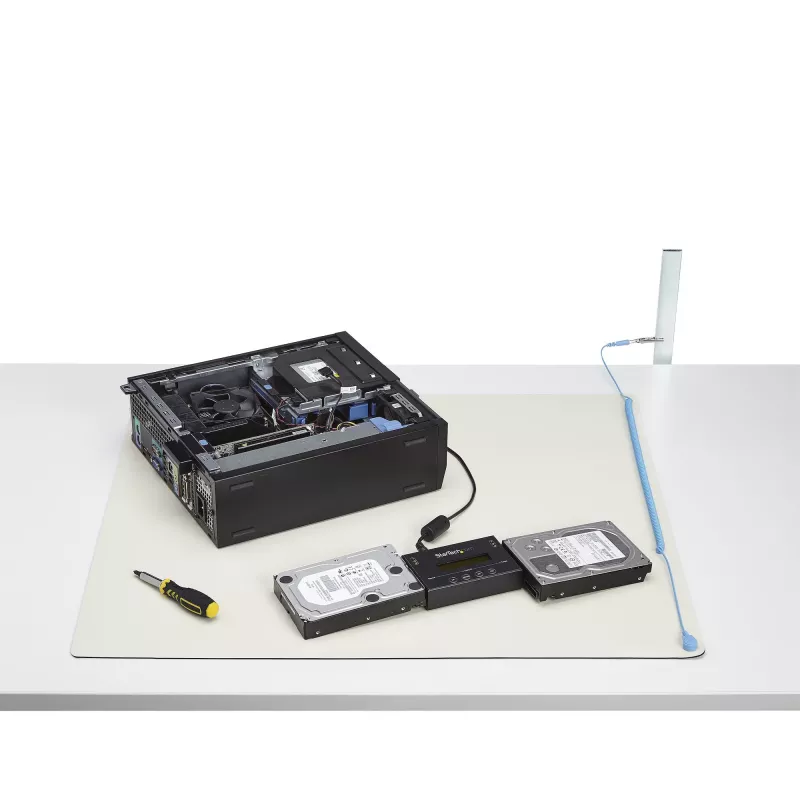 StarTech.com antistatinis kilimėlis, ESD kilimėlis elektronikos taisymui, antistatinis stalo/darbo kilimėlis su nuimamu įžeminimo laidu, ANSI/ESD S 4.1, lankstus termoplastinis darbo padėklas/kilimėlis, 11x18 col. (30x46 cm)