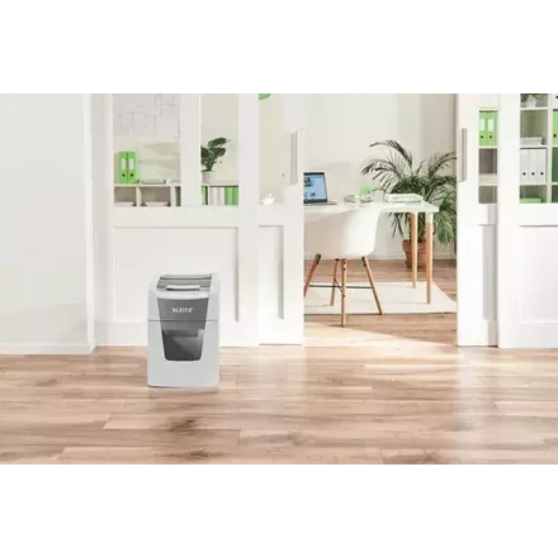 Popieriaus smulkintuvas LEITZ IQ Autofeed Small Office 100, kryžminis pjovimas P-4, 8 lapų, 22 cm padavimo anga, 34 l dėžė, pilkas