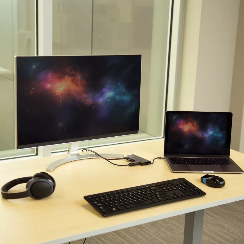 StarTech.com USB-C daugiafunkcis adapteris, nešiojama USB-C dokas prie 4K HDMI, 2 prievadų USB 3.0 šakotuvas, SD/SDHC, GbE, 60 W PD pralaidumas - USB Type-C/Thunderbolt 3 - PAKEISTA DKT30CHSDPD1