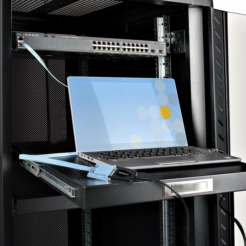 StarTech.com 3 pėdų (1 m) USB–nuoseklioji sąsaja laidas su COM prievado išsaugojimu, DB9 kištukas RS232 į USB keitiklis, USB–nuoseklioji sąsaja adapteris, skirtas PLC/spausdintuvui/skaitytuvui, Prolific lustų rinkinys, Windows/Mac