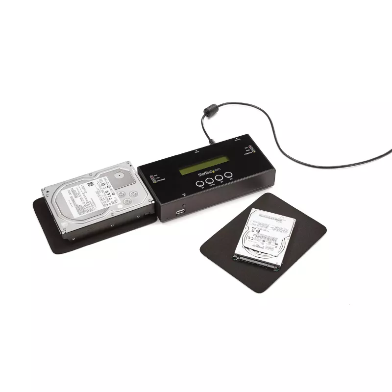 StarTech.com 1:1 autonominis standžiųjų diskų kopijuoklis ir trintuvas, SAS ir SATA HDD/SSD klonuoklis/kopijuoklis, standžiųjų diskų kopijuoklis ir valytuvas, LCD ekranas, TAA atitinkantis