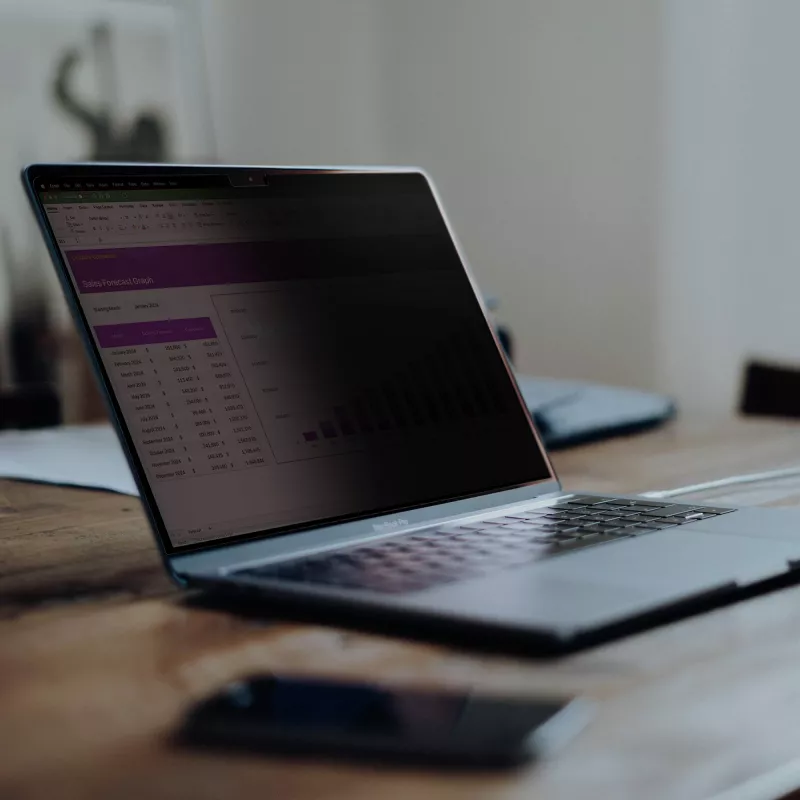 “StarTech.com” 17 colių 16:10 atverčiamas privatumo ekranas su lietimu, akinimo mažinimo mėlynos šviesos filtras, nešiojamojo kompiuterio ekrano apsauga, +/- 30° žiūrėjimo kampas