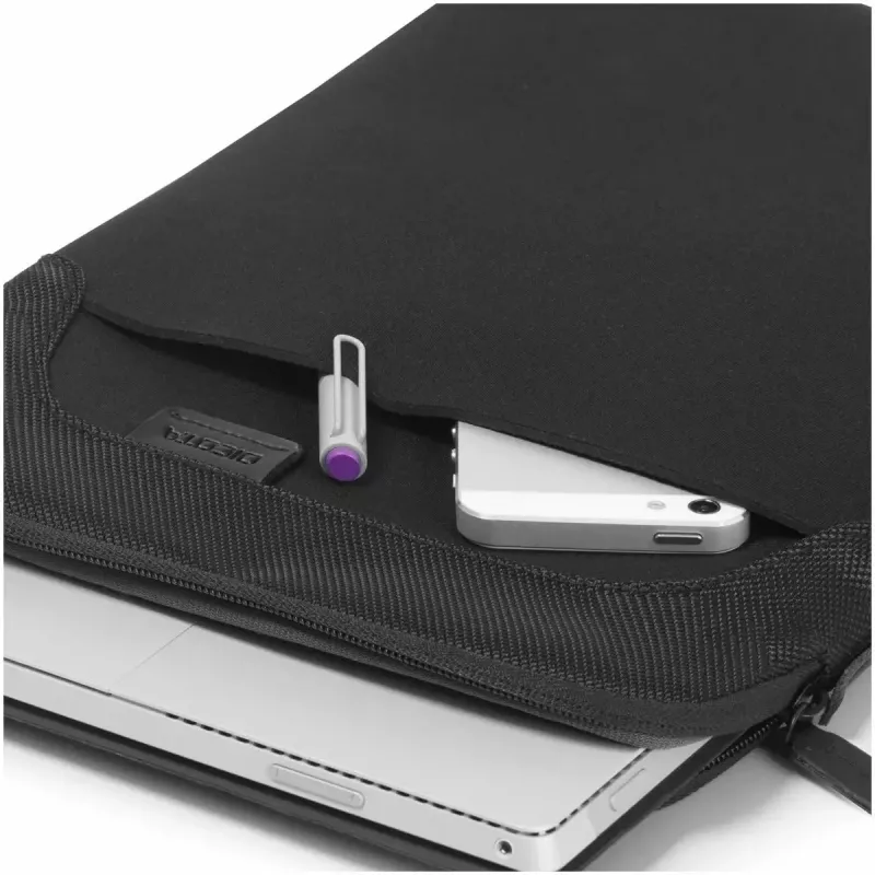 Įmautė DICOTA Ultra Skin PRO 33,8 cm (13,3 col.)