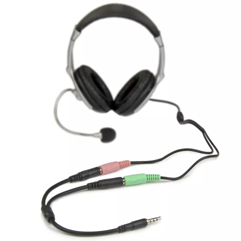 StarTech.com ausinių adapteris ausinėms su atskirais ausinių / mikrofono kištukais – 3,5 mm 4 kontaktų į 2x 3 kontaktų 3,5 mm (V/M)