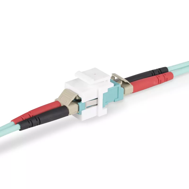 StarTech.com LC į LC adapteris, LC šviesolaidinis adapteris, LC/UPC keystone lizdas, dvipusis šviesolaidinis LC keystone adapteris pataisymo skydui