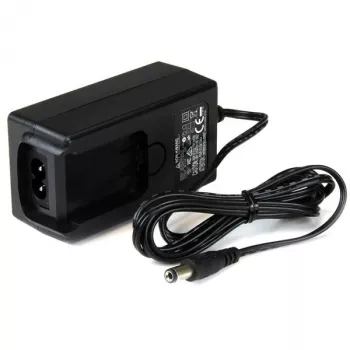 StarTech.com nuolatinės srovės maitinimo adapteris – 5 V, 3 A, universalus, vidinis, 100–240 V, 5 V, 3 A, M tipo