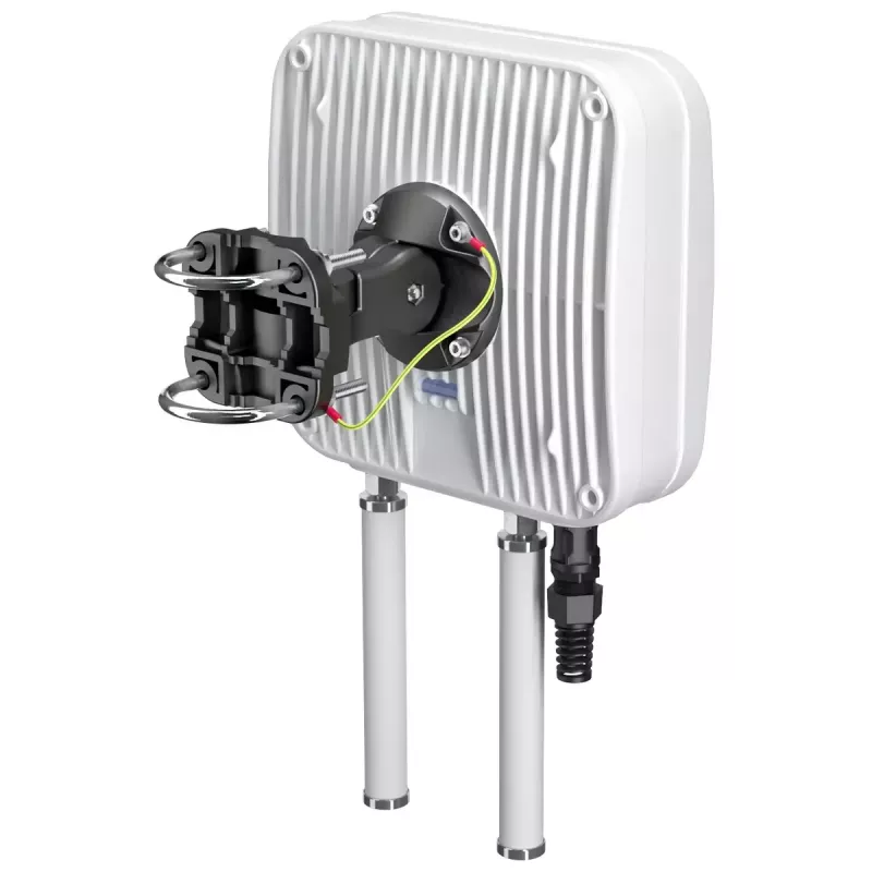 Kryptinė tinklo antena QuWireless QuMax PoE/LAN, daugiajuostė 0,694–2,7 GHz ir 2,4–2,5 GHz, maks. stiprinimas 6 dBi, vertikali poliarizacija