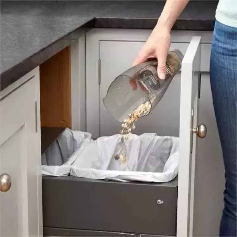 Rankinis dulkių siurblys Juoda & Decker NVC215W