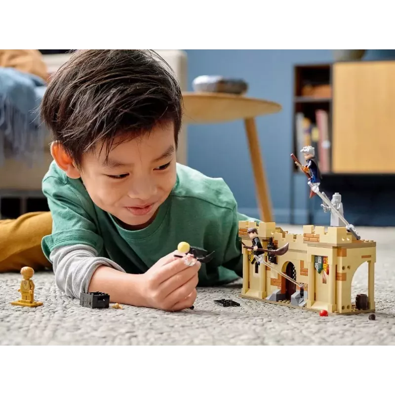 LEGO Haris Poteris rinkinys Hogvartso pirmoji skraidymo pamoka 76395 su Hario ir Drako minifigūromis