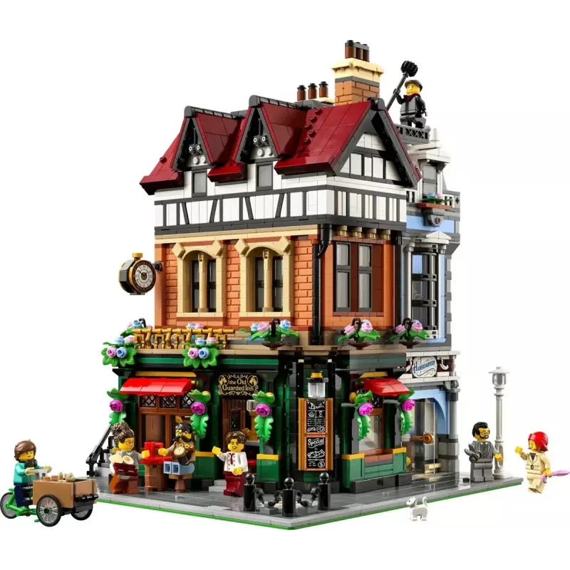 LEGO Icons statybos rinkinys 10350 Tudor Corner House — 3 266 dalys, 8 minifigūrėlės, amžius 18+, 260×250×310 mm