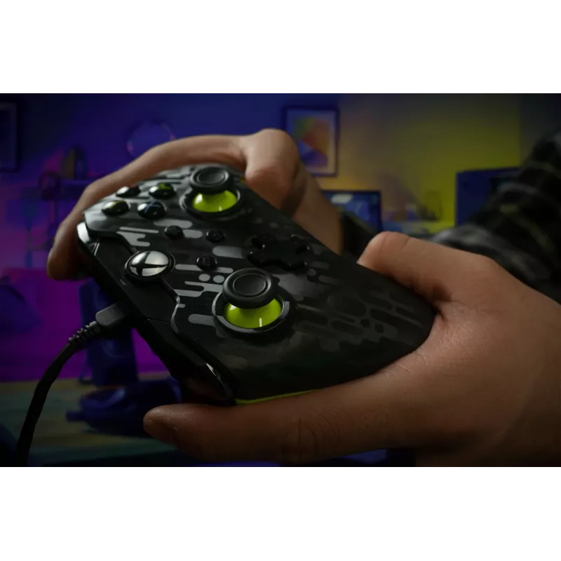 PDP laidinis valdiklis: Electric Carbon - Xbox Series X|S, Xbox One, Xbox, Windows 10/11