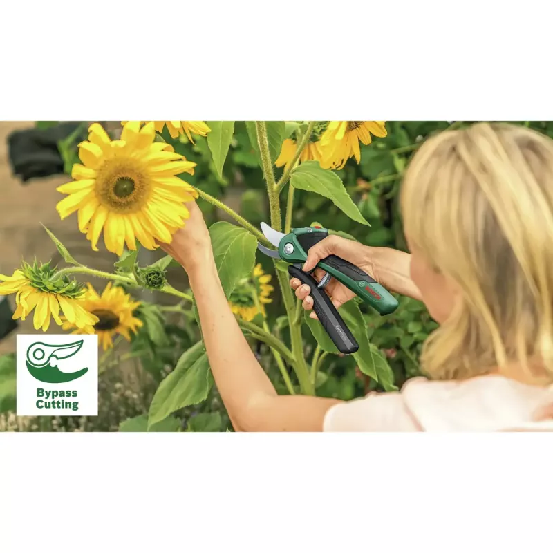 Genėjimo žirklės Bosch EasyPrune apvedamosios, nerūdijančio plieno geležtė, 2,5 cm pjovimo pajėgumas, įkraunama 5,4 Wh baterija, apsauginis užraktas