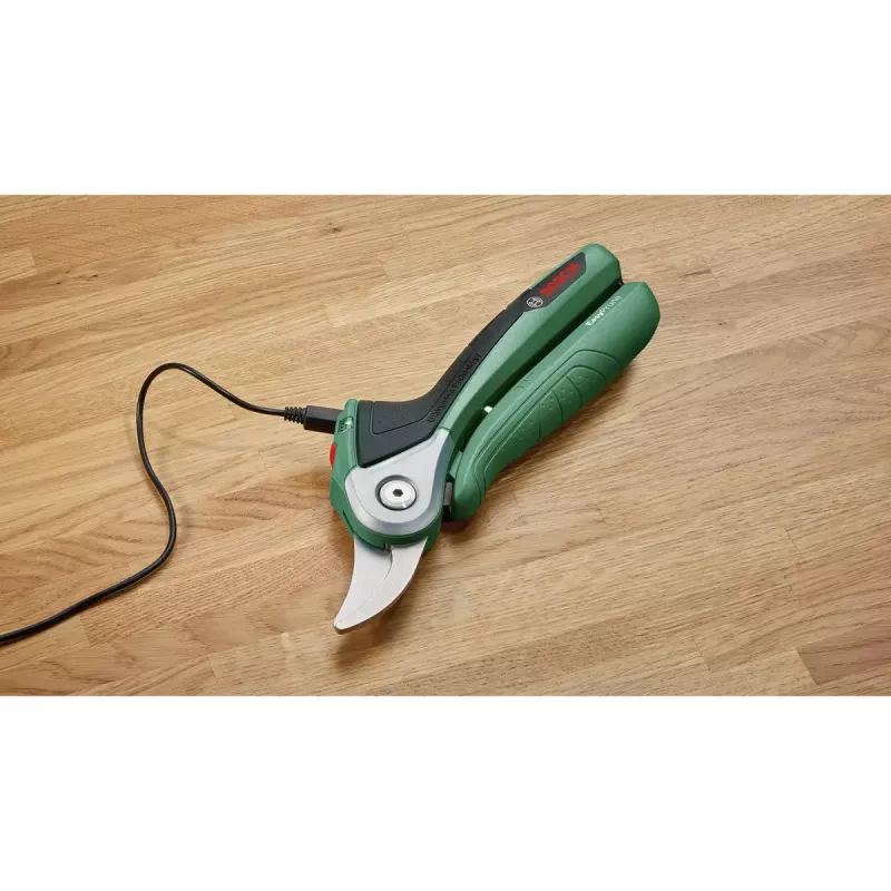 Genėjimo žirklės Bosch EasyPrune apvedamosios, nerūdijančio plieno geležtė, 2,5 cm pjovimo pajėgumas, įkraunama 5,4 Wh baterija, apsauginis užraktas