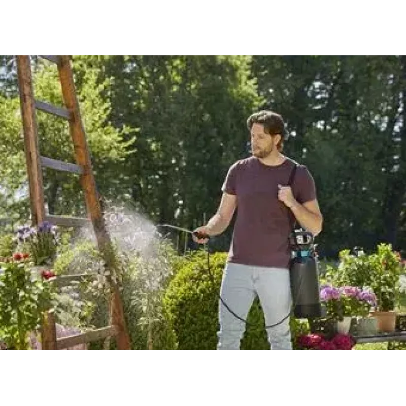 Kuprinės tipo sodo purkštuvas Gardena 11130-20