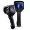 Termovizorinė kamera Flir Systems E8-PRO — 320×240 px, NETD 40 mK, IFOV 1,8 mRad, 3,5 colio ekranas, metalinis korpusas, juoda