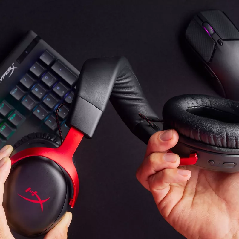 HyperX Cloud III Wireless - žaidimų ausinės, Juoda; Raudona, Kinija, Supraauralinės, Uždaro tipo, Aktyvus, 155 mm