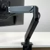 Stalinis tvirtinimas dujiniu spyruokliniu monitoriaus laikikliu Arctic X1-3D — palaiko iki 43 colių / 10 kg, VESA 75x75–100x100, juodas