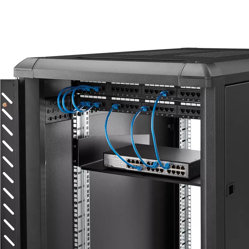 StarTech.com 2U serverių stovo lentyna - universali stovo montavimo konsolinė lentyna 19 colių tinklo įrangos stovui ir spintai - tvirto plieno – apkrova 44 svarai/20 kg - 16 colių gylio dėklas, juoda