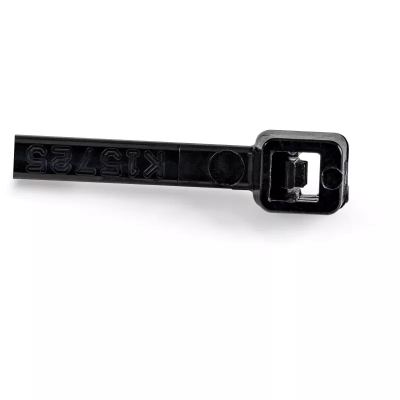 StarTech.com 100 vnt. 6 colių (15 cm) kabelių raiščiai - 1/8 colio (3,6 mm) pločio, 1-3/8 colio (39 mm) ryšulio skersmuo, 40 svarų (18 kg) tempimo stipris, nailoniniai savaime užsifiksuojantys užtraukiami raiščiai lenktu galu, UL sąraše, juodi - TAA