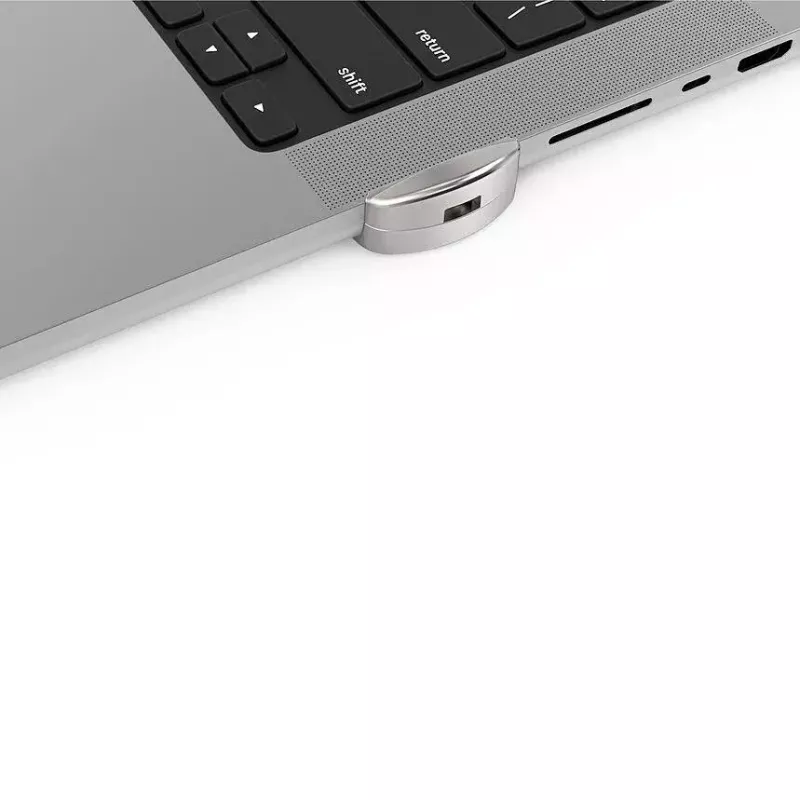 Compulocks Ledge Lock adapteris, skirtas MacBook Pro 16 colių M1 M2 M3, su kombinuotu kabelio užraktu, sidabrinis
