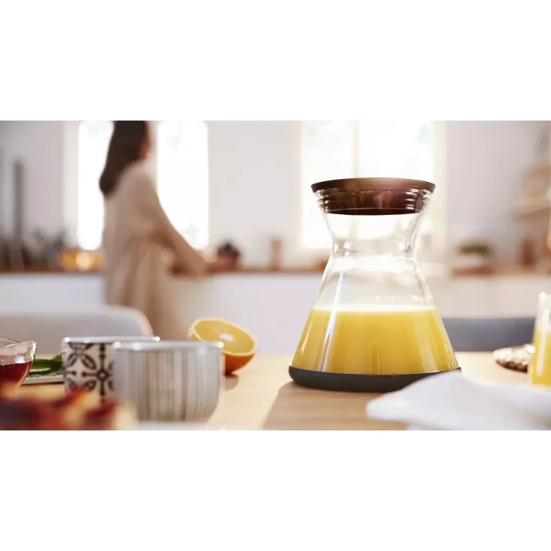 Citrus Press Bosch MCP72GPB — elektrinė citrusinių vaisių spaustuvė, nerūdijantis plienas, 1 L talpa sultims, juoda