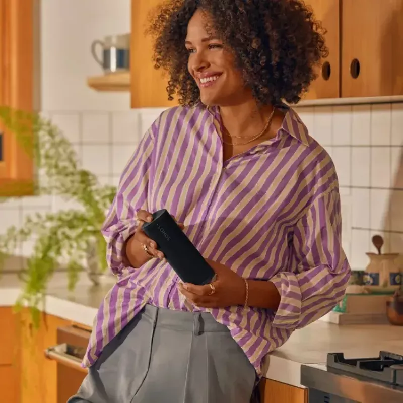 Stereo nešiojamas garsiakalbis Sonos Roam 2 Juoda