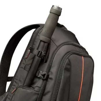 Case Logic DCB-309 kuprinės tipo dėklas, juodas