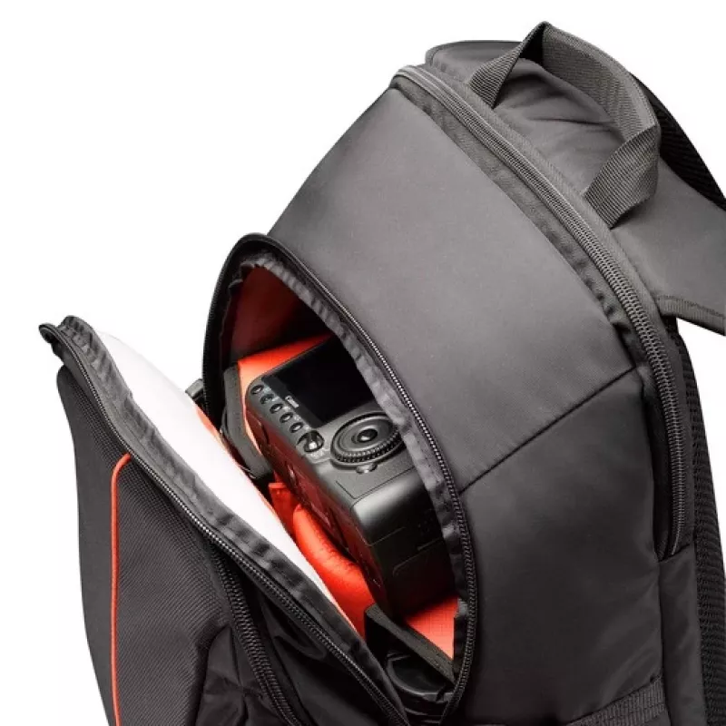 Case Logic DCB-309 kuprinės tipo dėklas, juodas