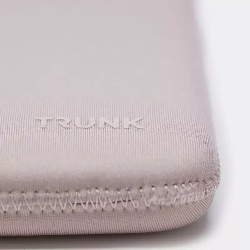 Rankovinis dėklas Trunk TR-PC14-WRO 35,6 cm vienspalvis