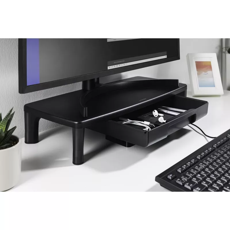 Kensington KB100 EQ laidinė pilno dydžio klaviatūra USB membraninė QWERTY juoda