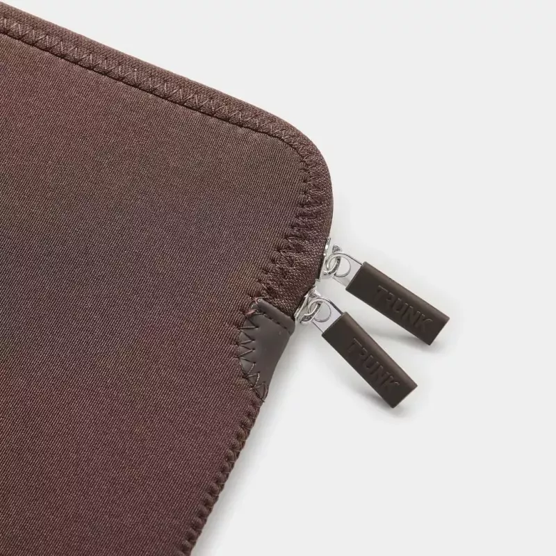 Neopreninis dėklas Apple MacBook Pro & Air 2022 33 cm 13 col. rudas