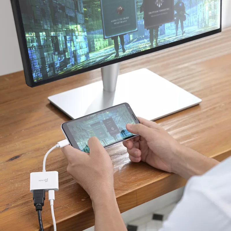 j5create JCA152 USB-C® į 4K HDMI™ adapteris su Power Delivery, juoda