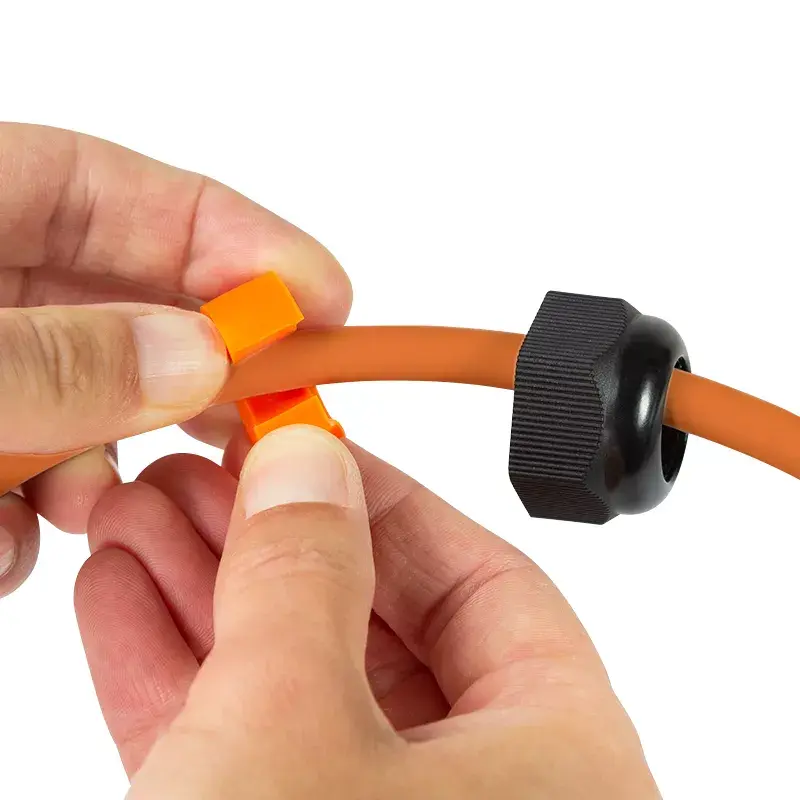 Laido jungtis LogiLink NP0081 2x RJ45 juoda