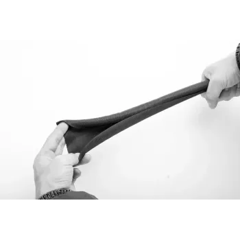 Vivolink VLSC102500B kabelių įvorė juoda