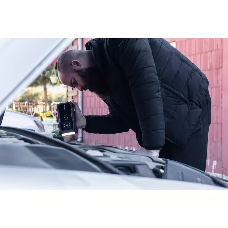 Nešiojamasis akumuliatoriaus paleidiklis ir padangų siurblys SANDBERG Sandberg Car Jumpstarter TirePump 10000 — 800 A paleidimo srovė, 2 A išėjimas, 5 V USB