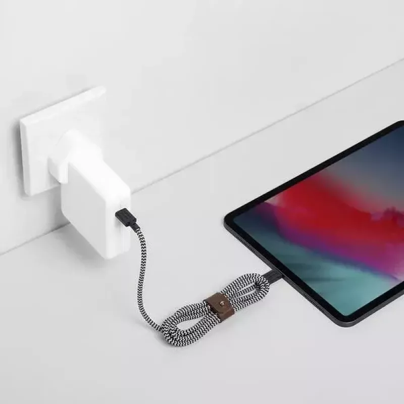 USB-C laidas Native Union BELT-C-ZEB-2-NP 1,2 m USB-C į USB-C juoda/baltas