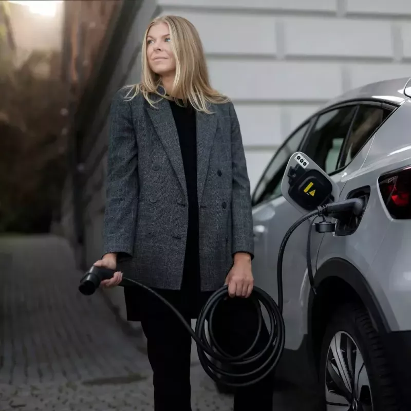 DEFA eConnect juodas Type 2 EV įkrovimo kabelis 5 m 13,8 kW 20 A