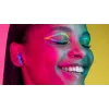 Music Sound Swag SWAG yra kapsulės formos „Bluetooth“ ausinės, siūlomos daugybe ryškių, itin madingų spalvų.