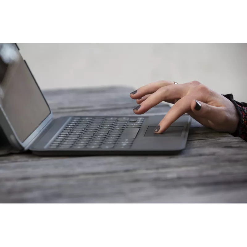ZAGG klaviatūra Pro Keys su jutikline dalimi-Apple-iPad 10.2-Juoda/Pilka-Vokiška