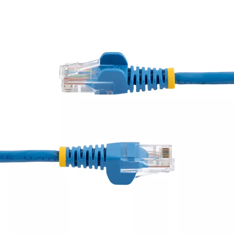 StarTech.com Cat5e komutacinis kabelis su neužsikabinančiomis RJ45 jungtimis – 2 m, mėlynas