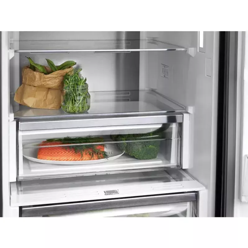 Electrolux LNT7ME36K2 šaldytuvas su šaldikliu, 367 l (šaldytuvas 266 l, šaldiklis 101 l), apatinis šaldiklis, No Frost, energijos klasė E, juodas