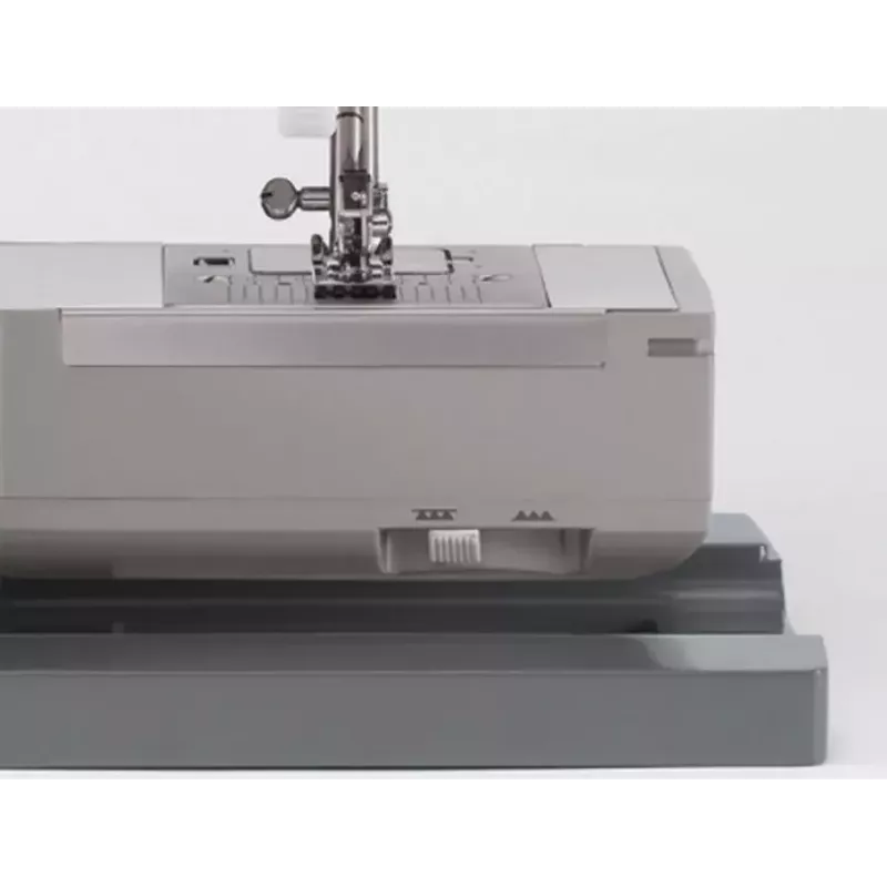 Automatinė siuvimo mašina SINGER Heavy Duty 4432 — 32 siūlių raštai, 1100 RPM, 6 mm siūlės plotis, laisvoji rankovė, 120 V