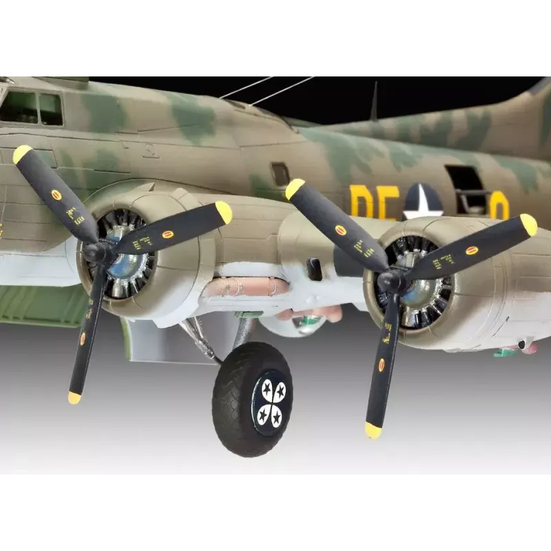 Stacionaraus sparno orlaivio modelis Revell B-17F Memphis Belle